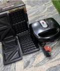 Sandwichera Multifuncional 3 en 1: Sándwiches, Waffles y Grill en un solo clic