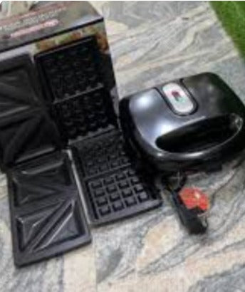 Sandwichera Multifuncional 3 en 1: Sándwiches, Waffles y Grill en un solo clic